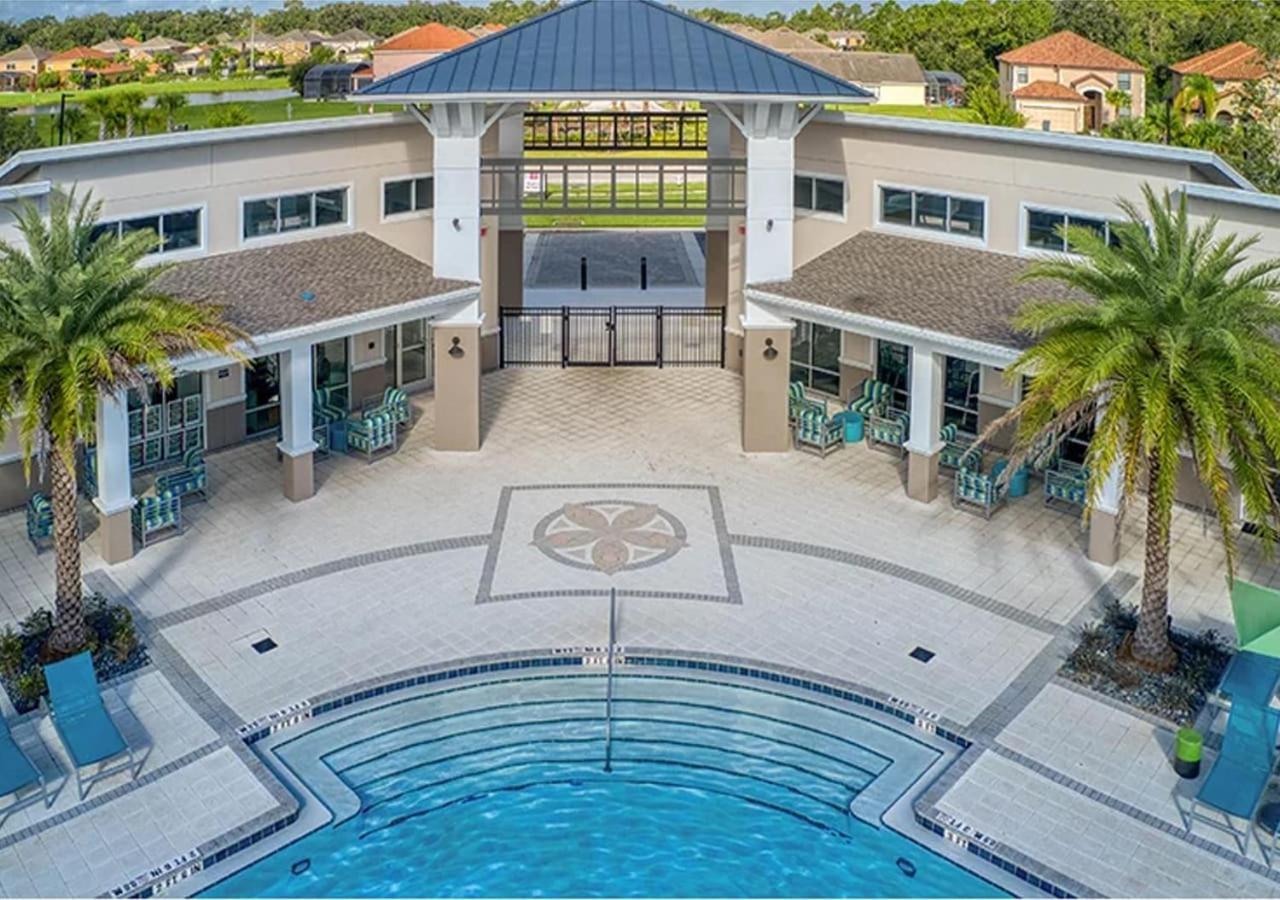 15br Mansion With Pool & Hot Tub-near