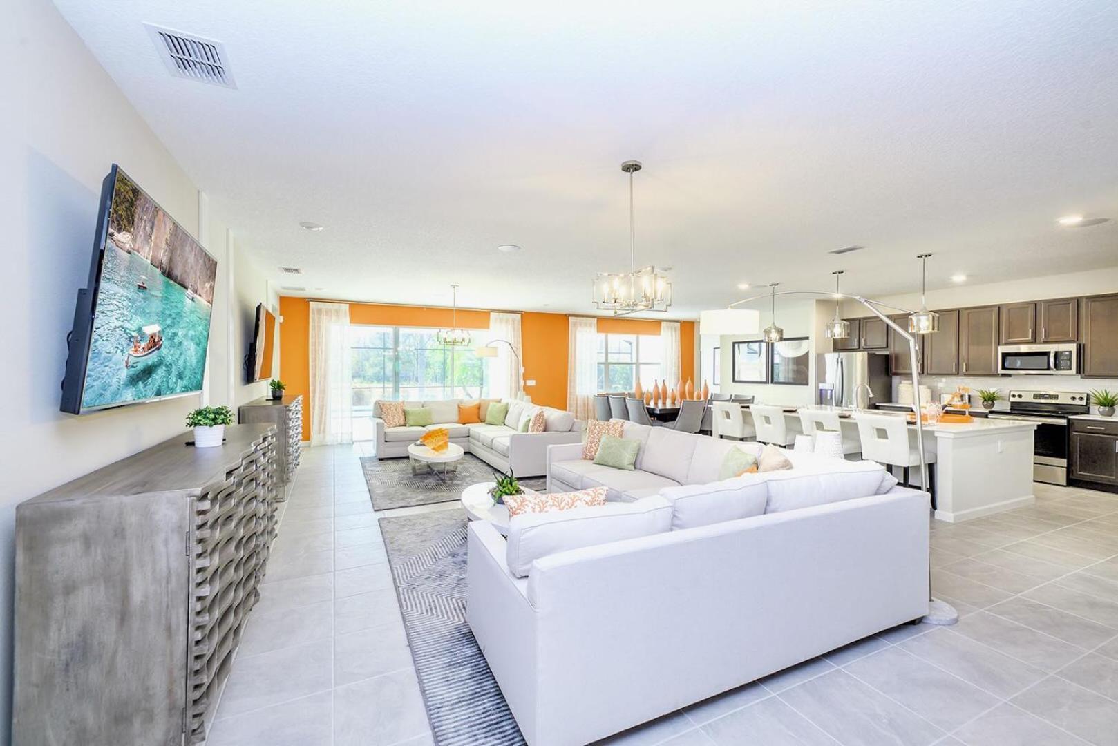 15br Mansion With Pool & Hot Tub-near Holiday home *